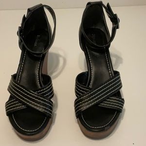 Lucky Brand Leander Wedge Sandals 
Size 9.5